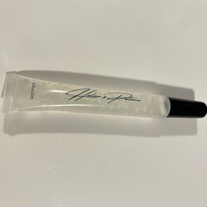 Vegan all-natural clear lip gloss